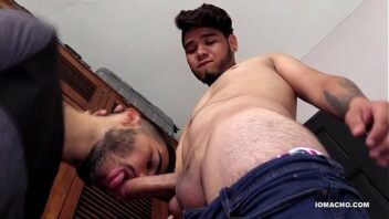 Porno gay de latinos