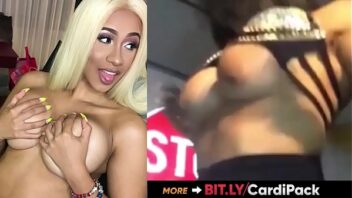 Cardi b desnuda