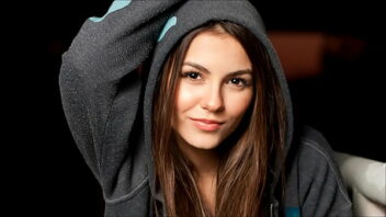 Victoria justice hot