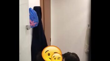 Yanet en el baño con el ex